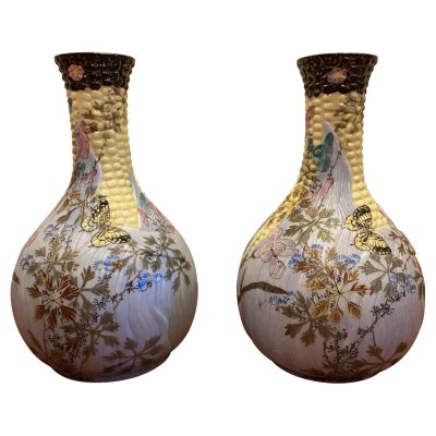Pair of Japanese Vase with Corn Motif